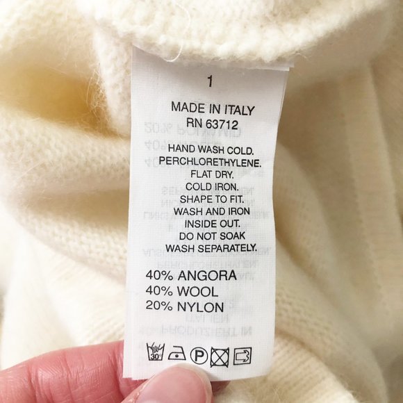 Stunning Parisian Vintage Angora Wool Turtleneck Sweater Vest - Made in Italy - Picture 5 of 9